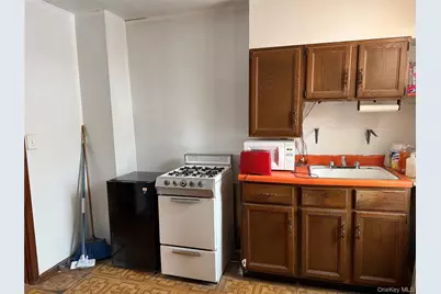 10444 47th Avenue, Corona, NY 11368 - Photo 5