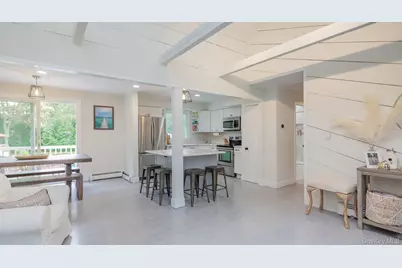 45 Sherwood Road, Hampton Bays, NY 11946 - Photo 11