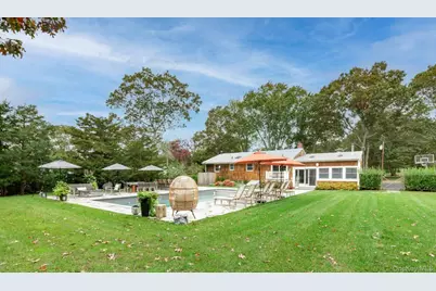 45 Sherwood Road, Hampton Bays, NY 11946 - Photo 31