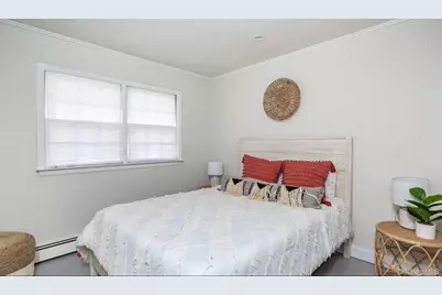 45 Sherwood Road, Hampton Bays, NY 11946 - Photo 19