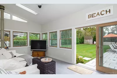 45 Sherwood Road, Hampton Bays, NY 11946 - Photo 9