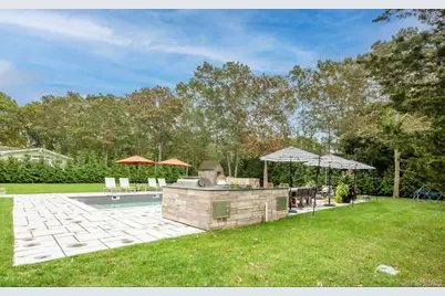 45 Sherwood Road, Hampton Bays, NY 11946 - Photo 29