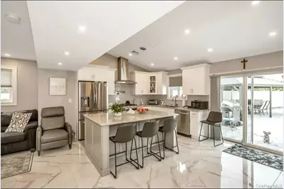 3012 Mandalay Beach Road, Wantagh, NY 11793 - Photo 3