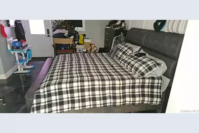 3012 Mandalay Beach Road, Wantagh, NY 11793 - Photo 19