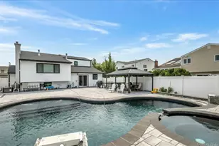 3012 Mandalay Beach Rd, Wantagh, NY 11793 - Photo 27