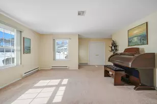 430 Falmouth Ct, Ridge, NY 11961 - Photo 17