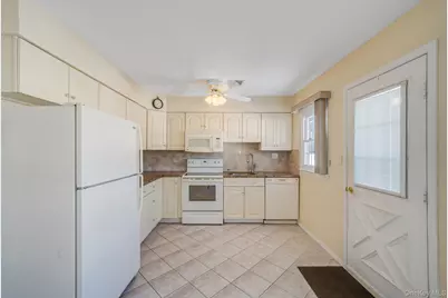 430 Falmouth Court #A, Ridge, NY 11961 - Photo 19