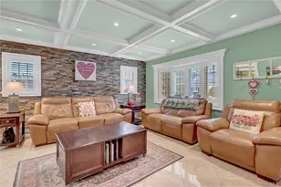 122 Laurel Dr, New Hyde Park, NY 11040 - Photo 3