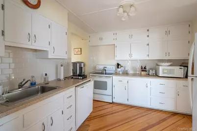 43 Pye Lane, South Jamesport, NY 11970 - Photo 17