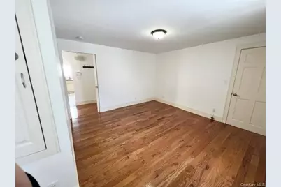 11 Walnut Avenue, Pelham, NY 10803 - Photo 3