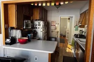 664 Knollwood Dr, West Hempstead, NY 11552 - Photo 7