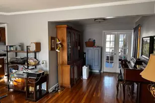 664 Knollwood Dr, West Hempstead, NY 11552 - Photo 5