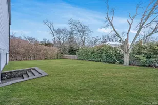 41 Nancy Pl, Massapequa, NY 11758 - Photo 27