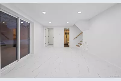 41 Nancy Place, Massapequa, NY 11758 - Photo 23