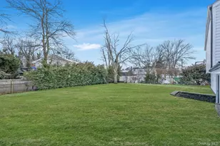 41 Nancy Pl, Massapequa, NY 11758 - Photo 27