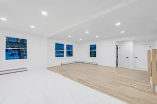 41 Nancy Pl, Massapequa, NY 11758 - Photo 5