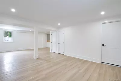 30 4th Street, Manhasset, NY 11030 - Photo 35