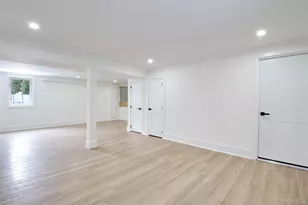 30 4th St, Manhasset, NY 11030 - Photo 35