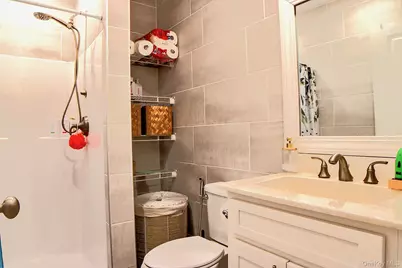 14 Bittersweet Lane, Levittown, NY 11756 - Photo 13