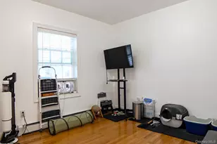 14 Bittersweet Ln, Levittown, NY 11756 - Photo 11