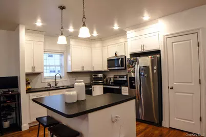 14 Bittersweet Lane, Levittown, NY 11756 - Photo 5