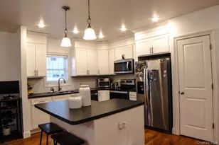 14 Bittersweet Ln, Levittown, NY 11756 - Photo 5