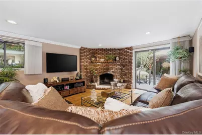 3391 Lawrence Avenue, Oceanside, NY 11572 - Photo 7