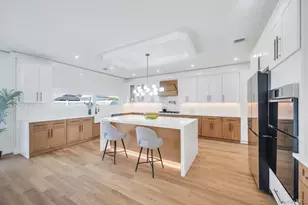 43 W Cabot Ln, Westbury, NY 11590 - Photo 7