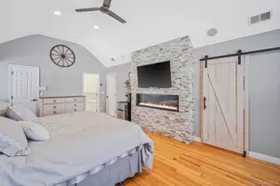 24 Embassy Rd, Selden, NY 11784 - Photo 21