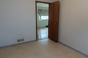 2 Quannacut Rd, Pine Bush, NY 12566 - Photo 15