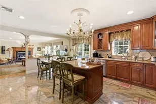 4 Peachtree Ln, Roslyn, NY 11576 - Photo 11