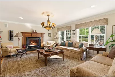 4 Peachtree Lane, Roslyn, NY 11576 - Photo 9