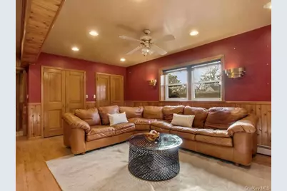 20 Rose Street, White Plains, NY 10605 - Photo 15