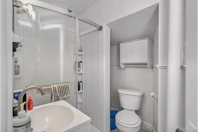 140 Albany Avenue, Kingston, NY 12401 - Photo 15