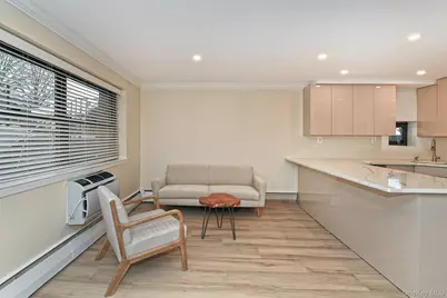 80 Lincoln Avenue #A6, Rockville Centre, NY 11750 - Photo 5