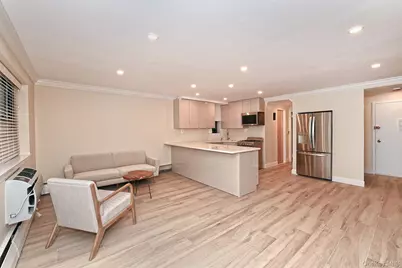 80 Lincoln Avenue #A6, Rockville Centre, NY 11750 - Photo 5