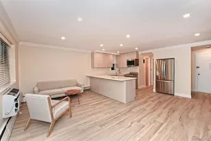 80 Lincoln Ave, Rockville Centre, NY 11750 - Photo 5