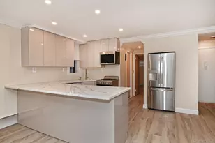 80 Lincoln Ave, Rockville Centre, NY 11750 - Photo 3