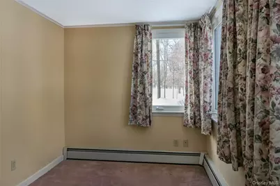 360 S Country Road, Brookhaven, NY 11719 - Photo 7