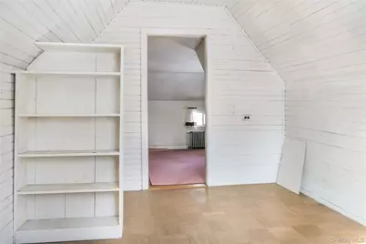 360 S Country Road, Brookhaven, NY 11719 - Photo 31