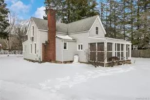 360 S Country Rd, Brookhaven, NY 11719 - Photo 33