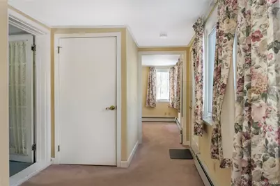 360 S Country Road, Brookhaven, NY 11719 - Photo 5