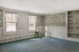 360 S Country Rd, Brookhaven, NY 11719 - Photo 13