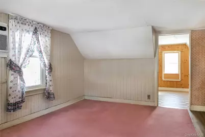 360 S Country Road, Brookhaven, NY 11719 - Photo 27