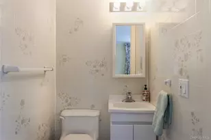 360 S Country Rd, Brookhaven, NY 11719 - Photo 9