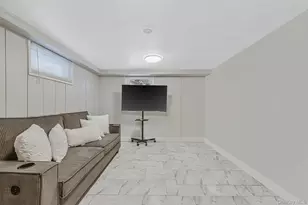 59 Ford Dr W, Massapequa, NY 11758 - Photo 41