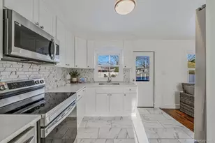 59 Ford Dr W, Massapequa, NY 11758 - Photo 27