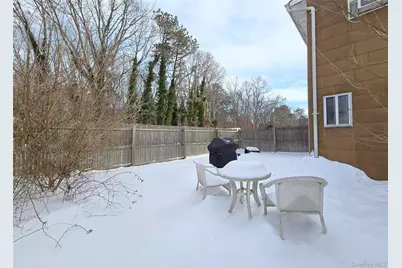 43 Fallen Leaf Road, Holbrook, NY 11741 - Photo 21