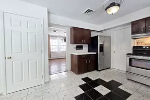 43 Fallen Leaf Rd, Holbrook, NY 11741 - Photo 7