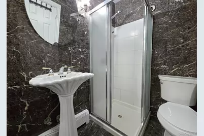 43 Fallen Leaf Road, Holbrook, NY 11741 - Photo 13